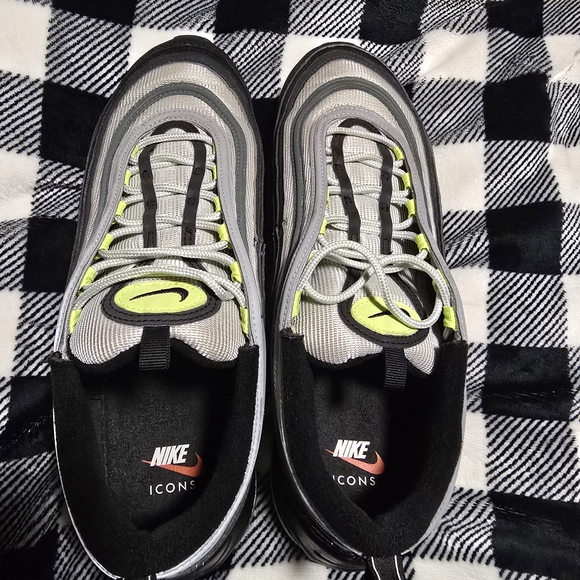 Nike Air Max 97 Icon Volt - Picture 4 of 8
